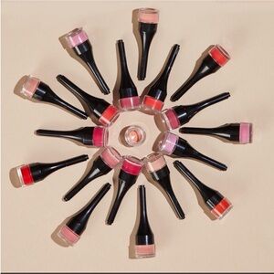 NIB ISH Lip Statement Single in Illuminate